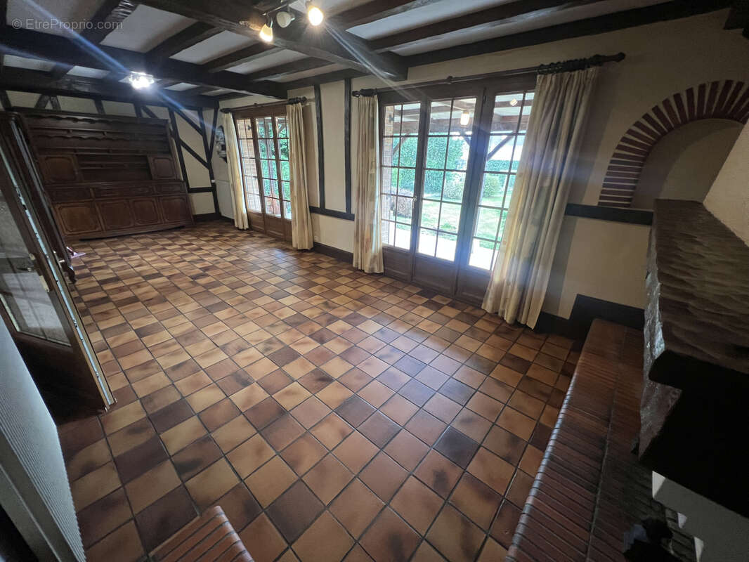 Maison à VOISCREVILLE