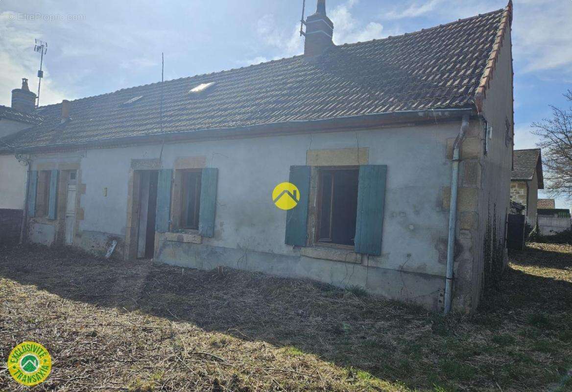 Maison à COSNE-D&#039;ALLIER