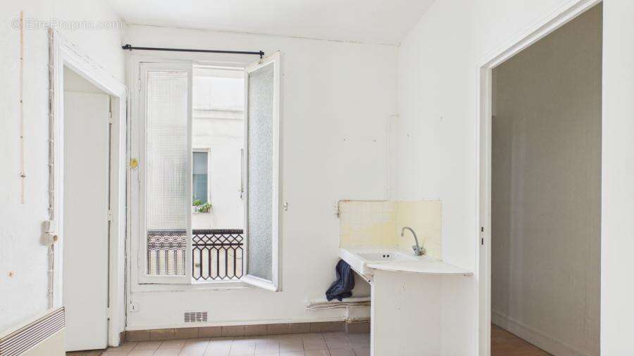 Appartement à PARIS-11E