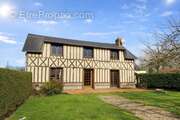 Maison à SASSETOT-LE-MAUCONDUIT