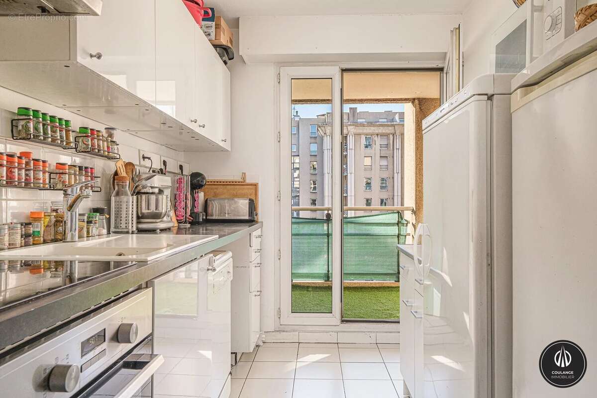 Appartement à MARSEILLE-8E