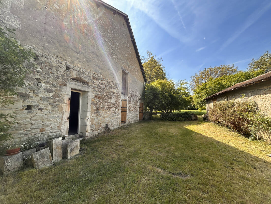Maison à ARGENTON-SUR-CREUSE