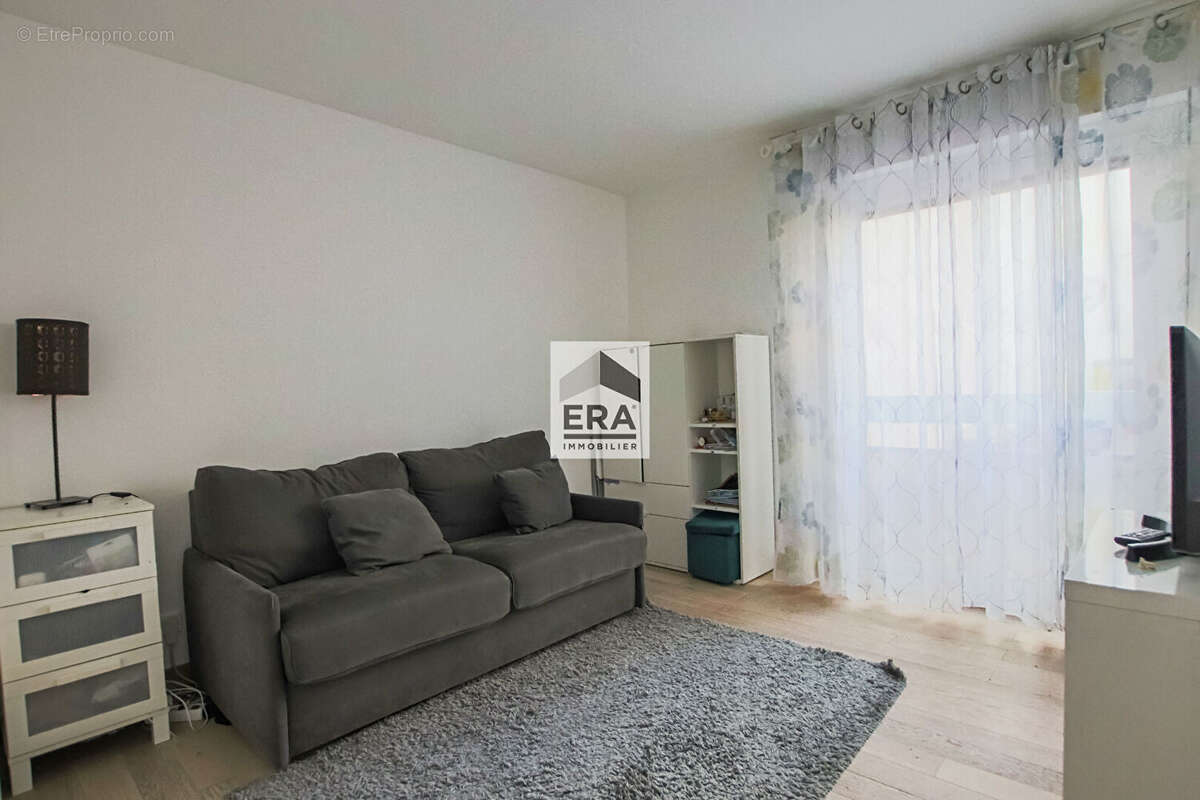 Appartement à MONTROUGE