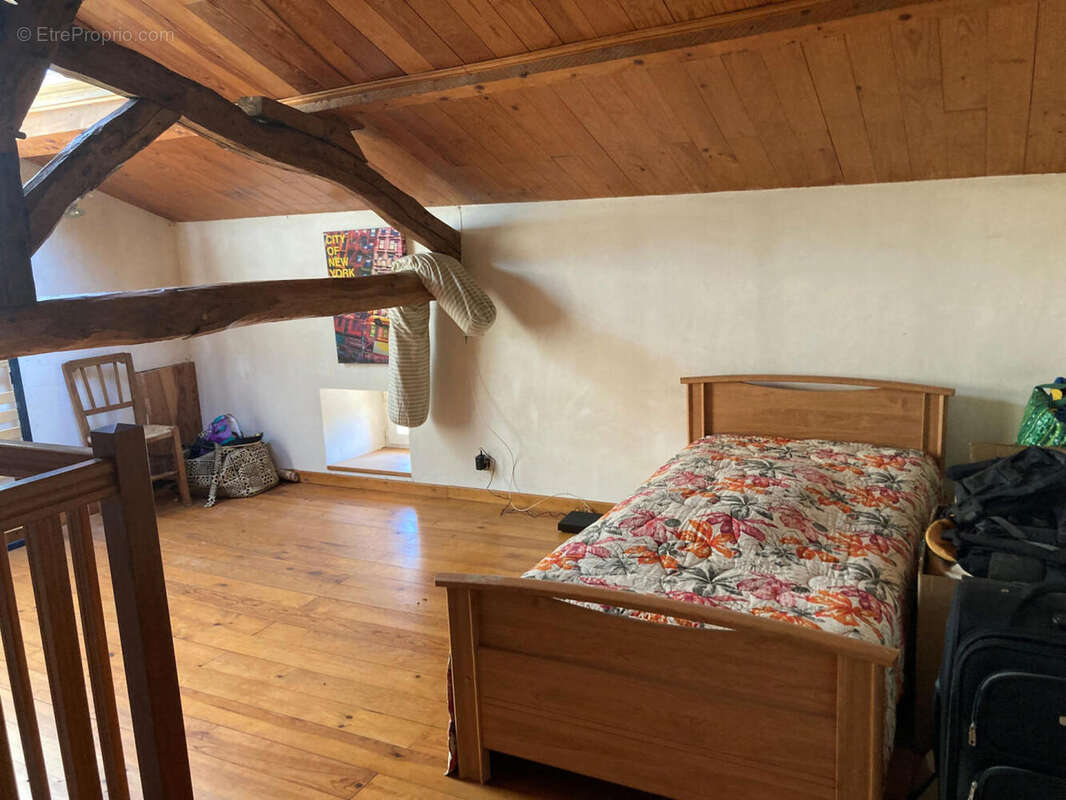 ch bis mezzanine gite - Maison à PRAYSSAC