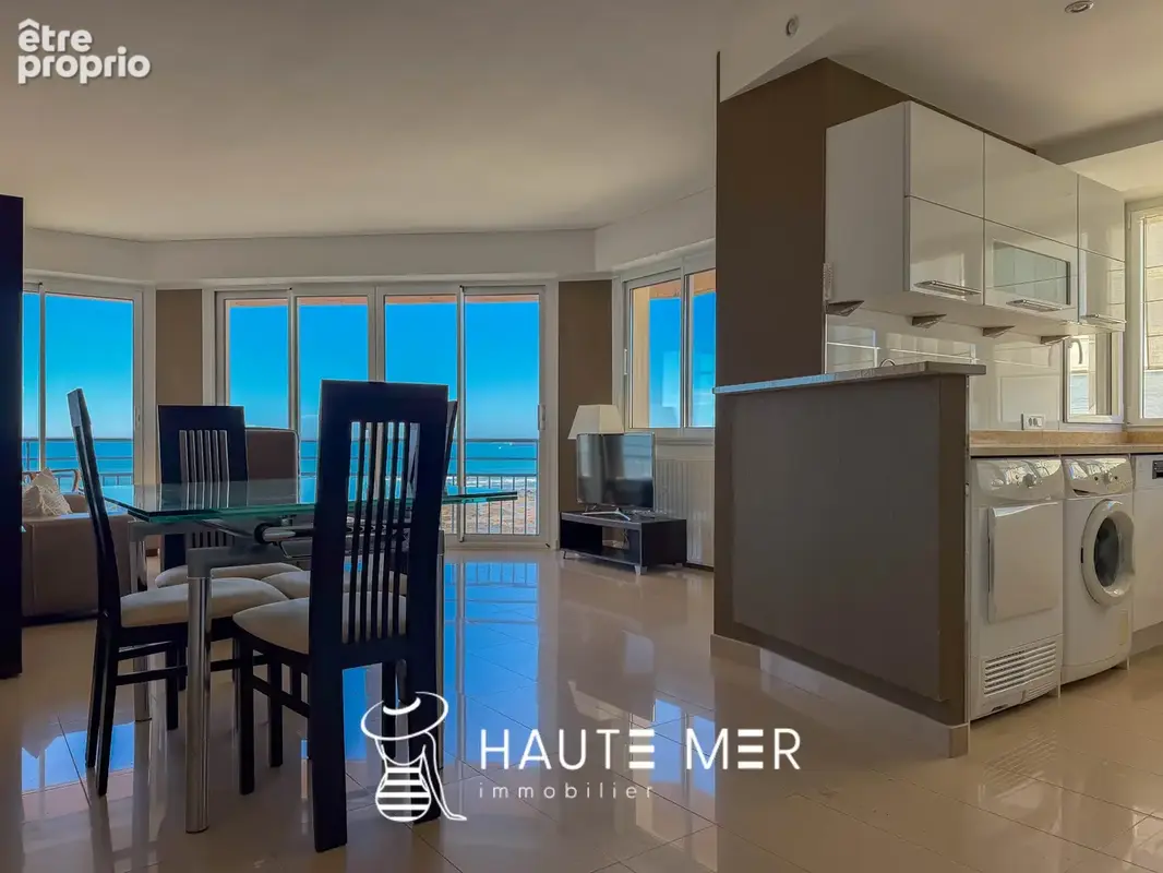 CORAUX - Large vue sur mer pour cet appartement T3 - photo 2
