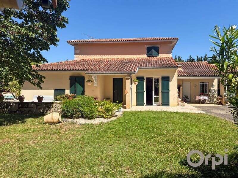 Belle maison traditionnelle de 175 m² habitable de plain pied, proche condom - photo 3