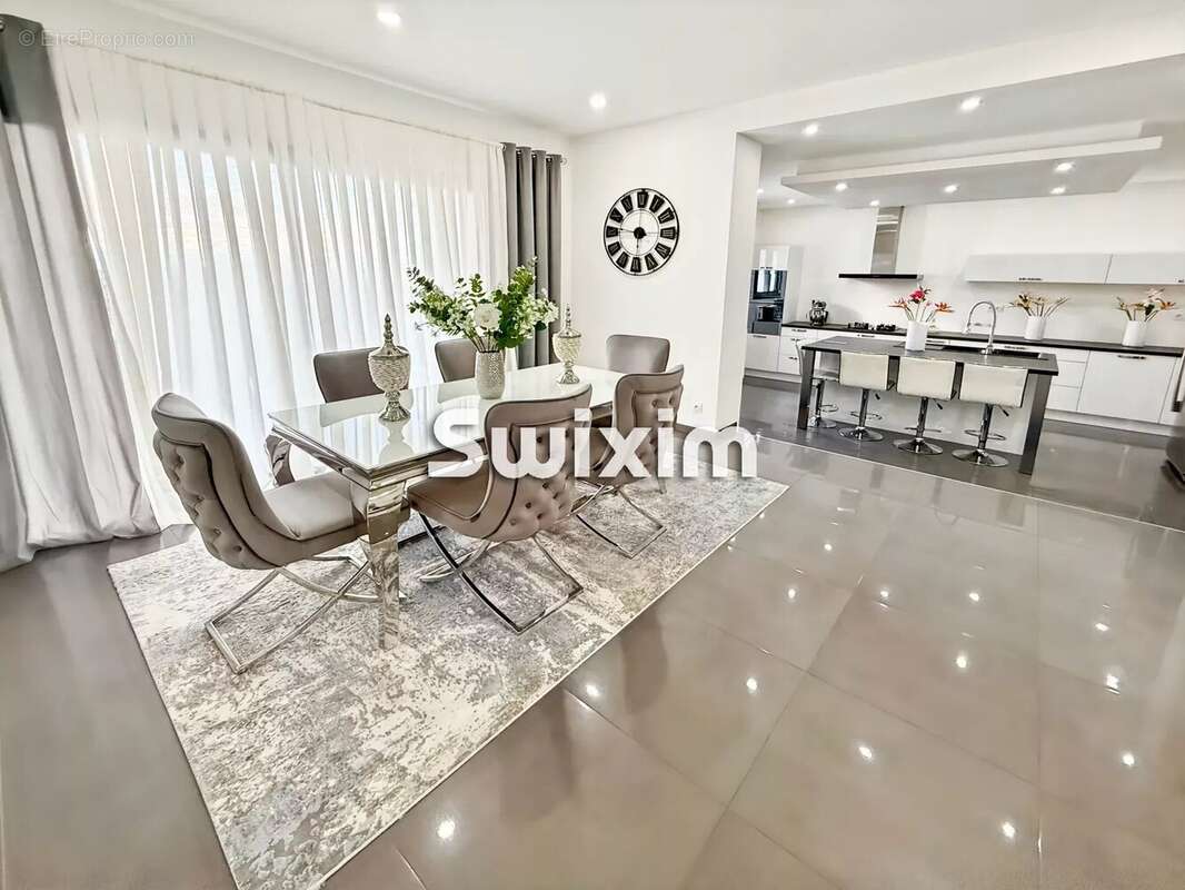 Maison à BOURG-SAINT-ANDEOL