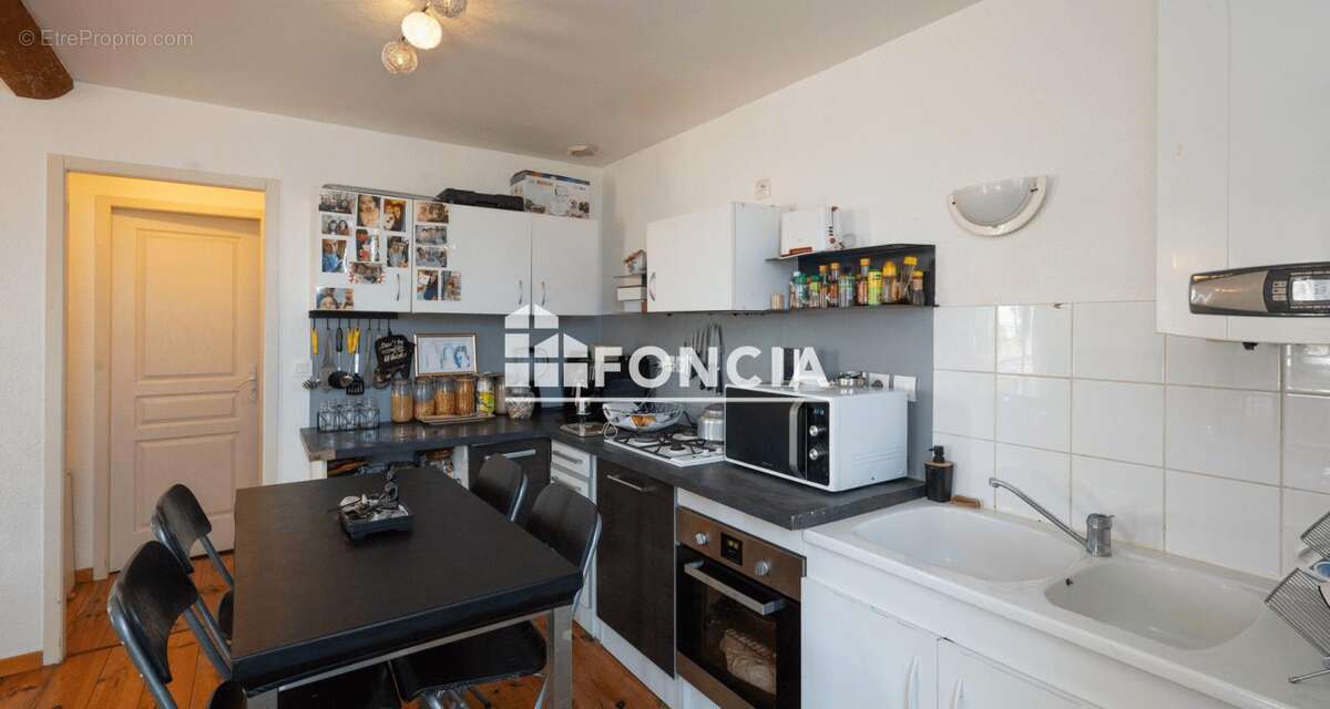Appartement à BOURG-DE-PEAGE