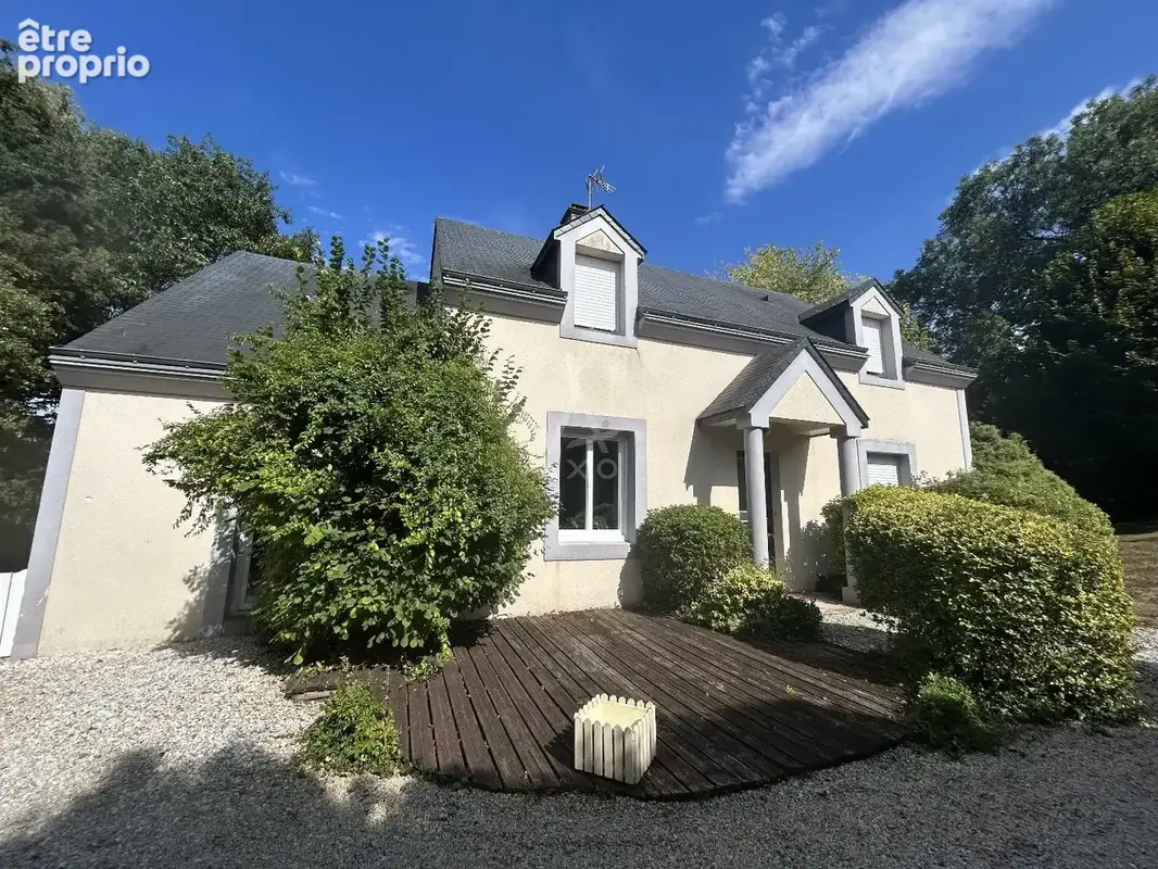 Maison à LOUE