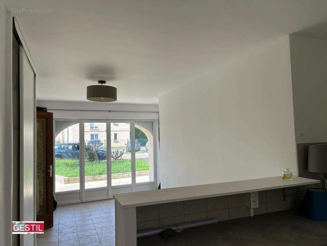Appartement à CHARS