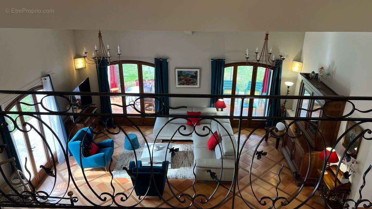 Maison à NANS-LES-PINS
