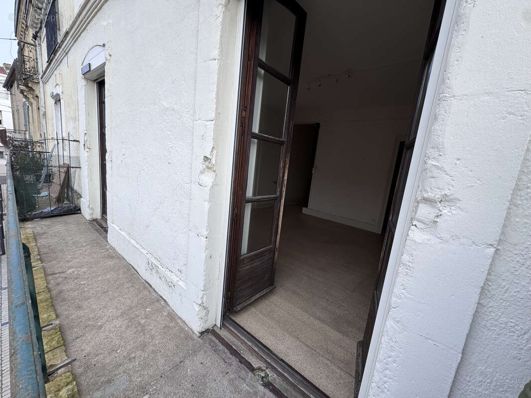 Immeuble avec 2 entrêes indépendantes - photo 6