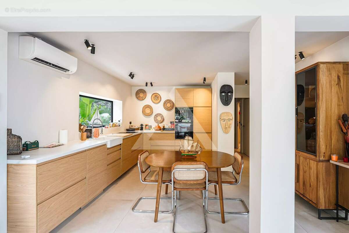 Roquebrune cap martin - 3 pieces - piscine et jardin privatif - cave et parking - photo 7