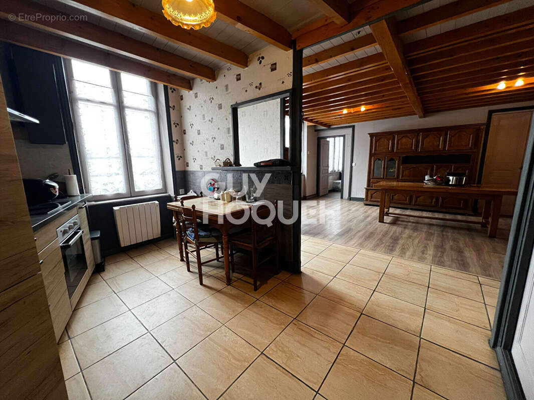 Maison à BALBIGNY
