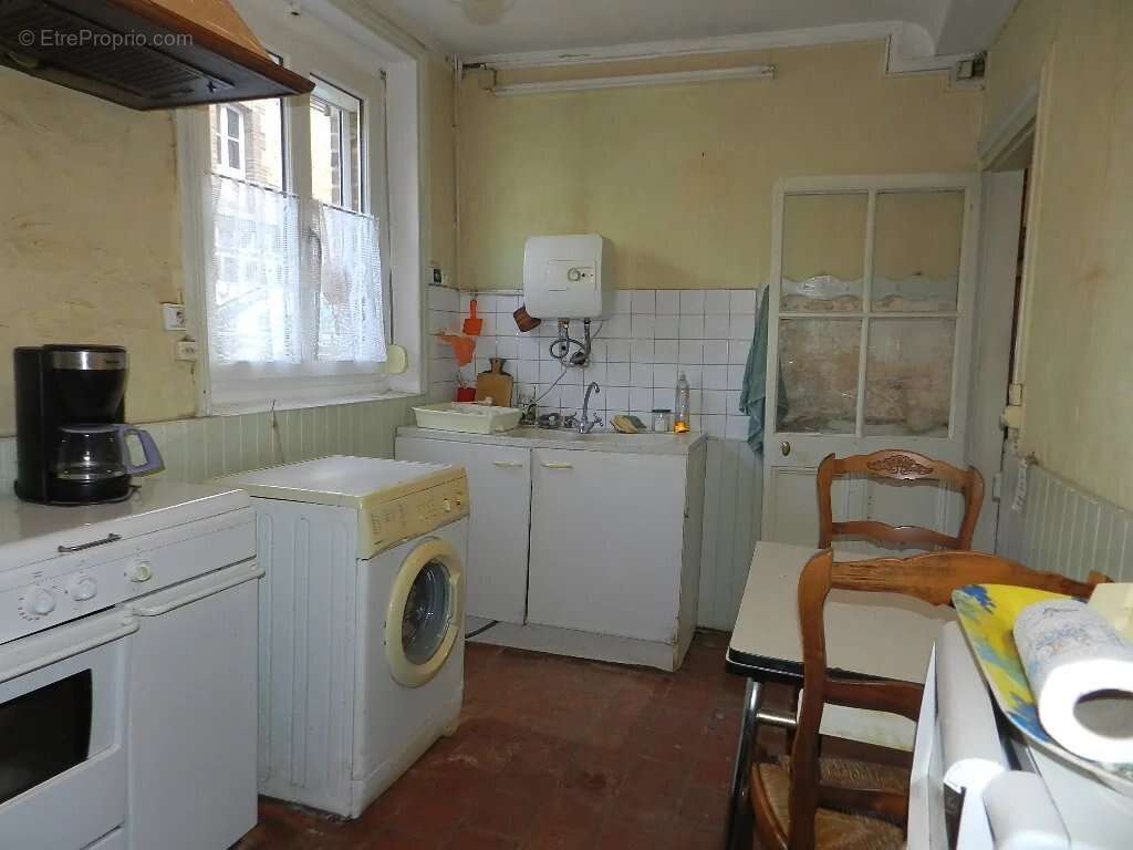 Maison à SAINT-PIERRE-SUR-DIVES