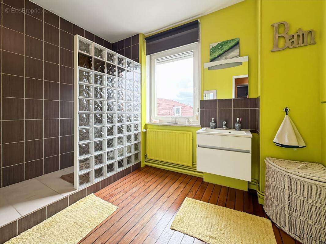 Appartement à ERQUINGHEM-LYS