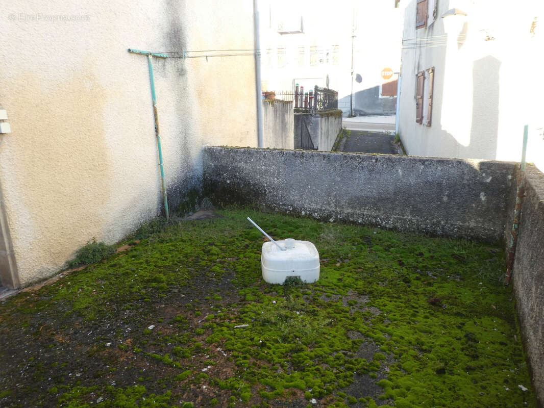 Maison à DURAVEL