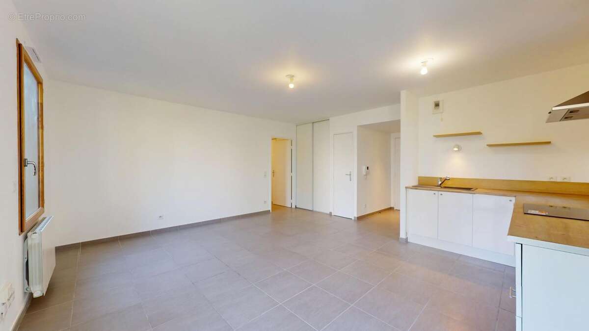 Superbe T3 avec grande terrasse et piscine - Lyon 5e - photo 8