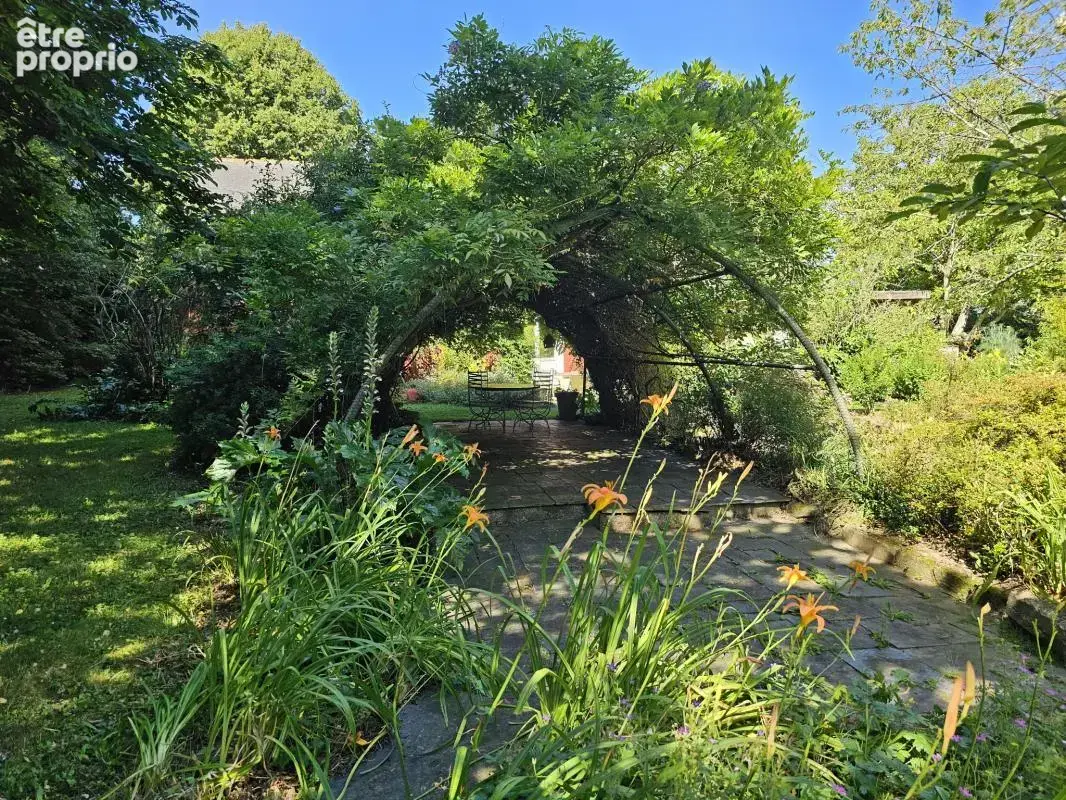 « Aux portes de Sucé-sur-Erdre, découvrez cette propriété fa - photo 3