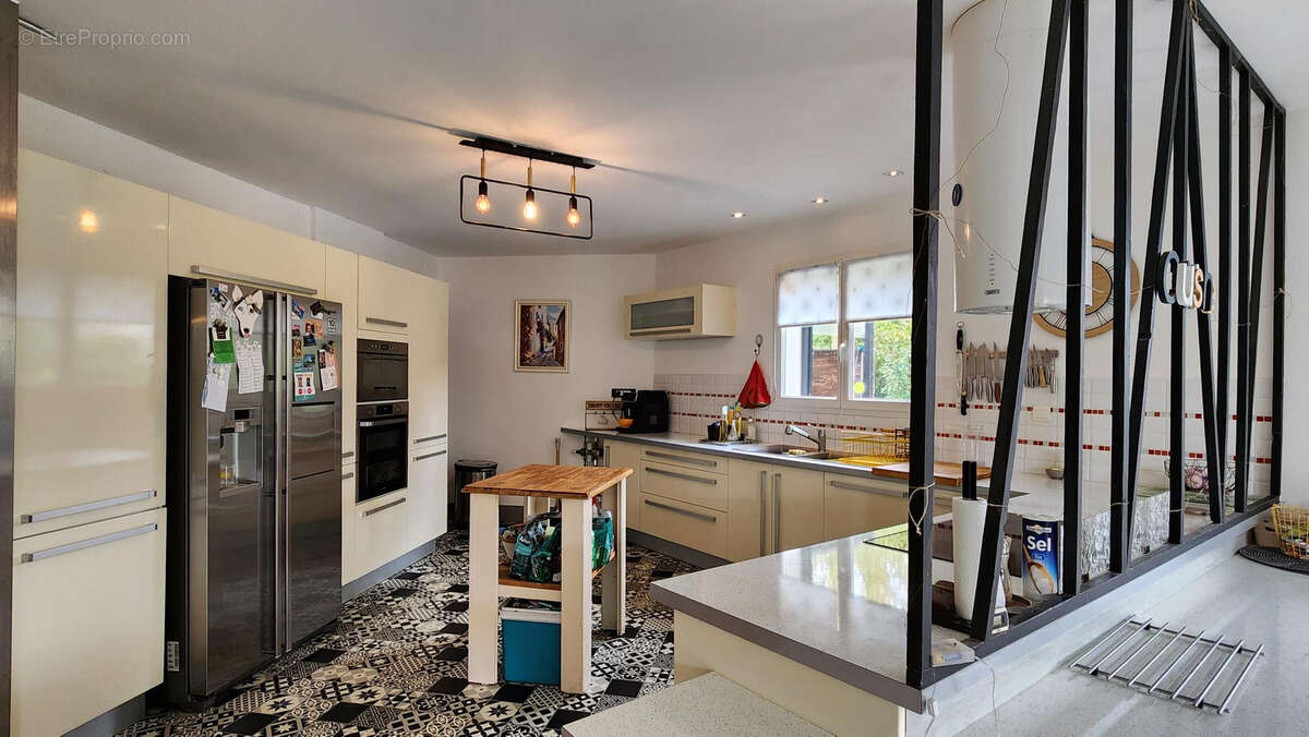 Maison à SAINT-ANDRE-DE-CUBZAC