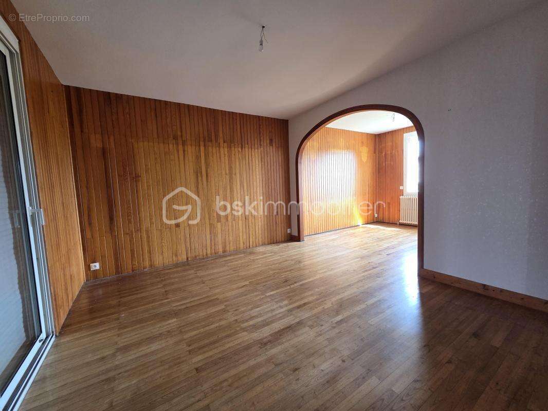 Maison à RUFFEC