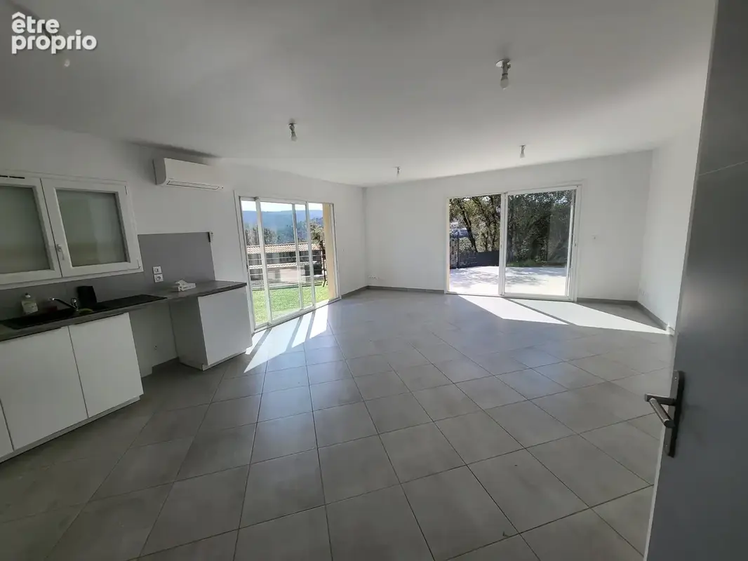 Maison 4 pièces 84 m² à vendre à Sainte-Anastasie-Sur-Issole (83136) - photo 3