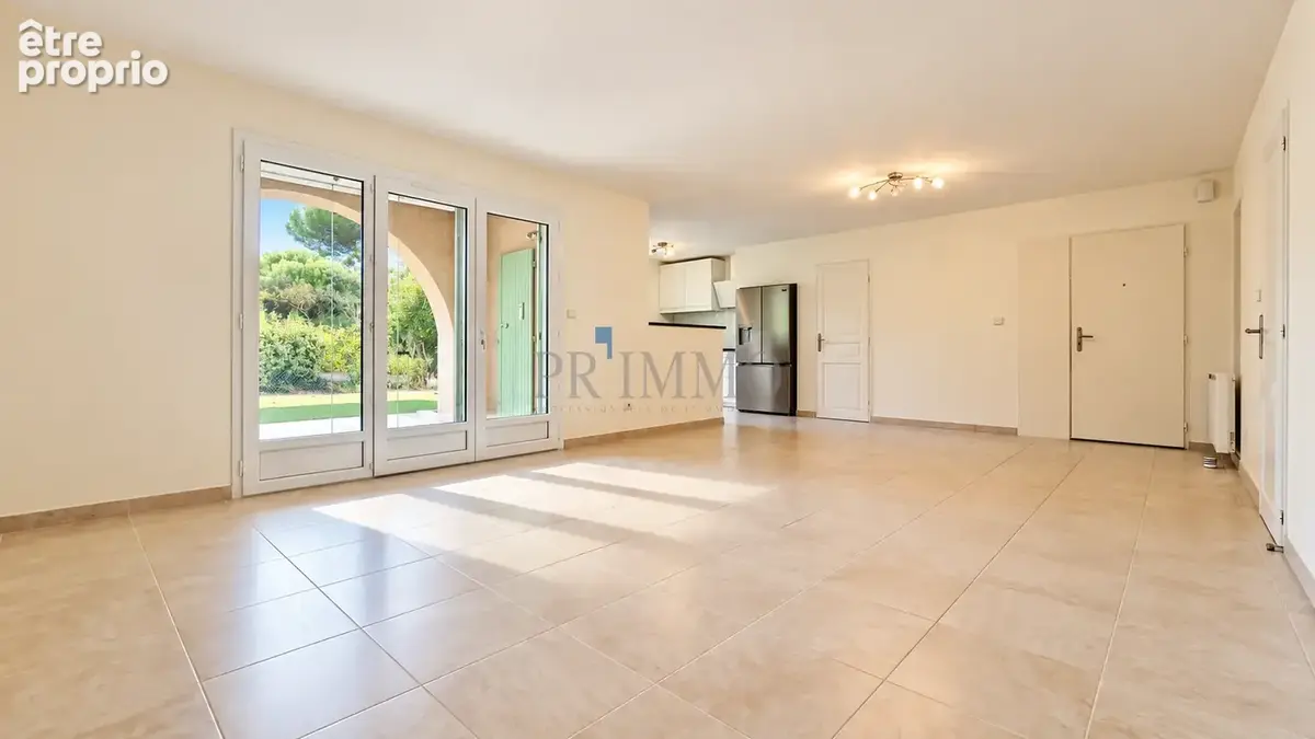 Saint-raphaël   villa de plain-pied avec jardin, dans domaine avec piscine - photo 8