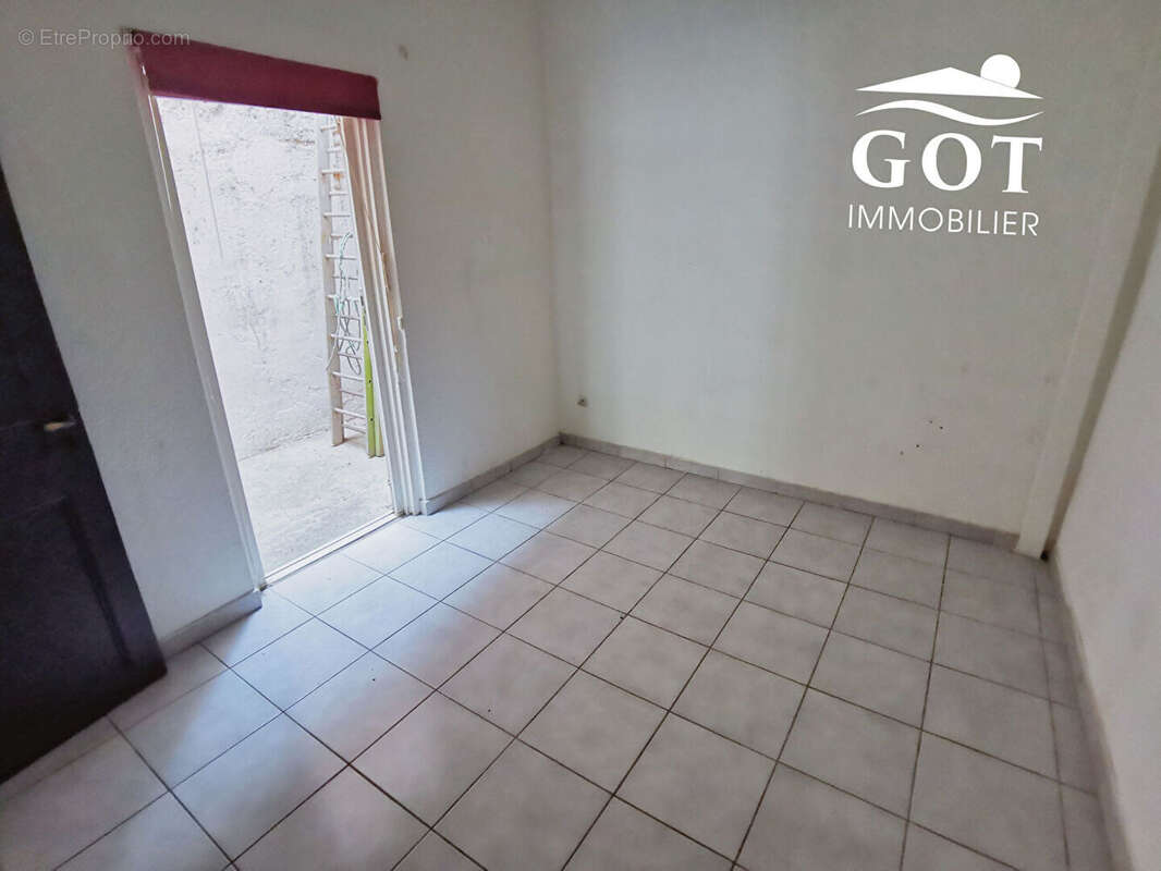 Maison à VILLELONGUE-DE-LA-SALANQUE