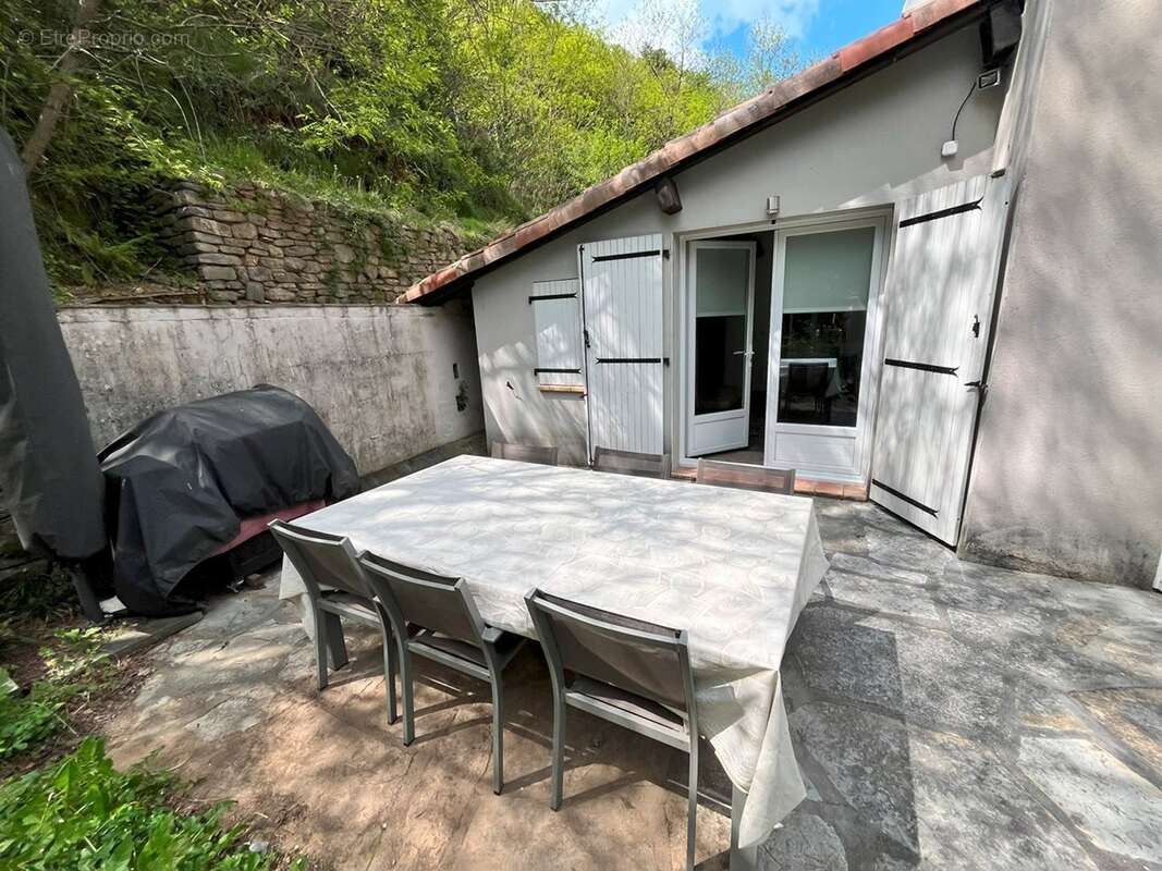 Maison à MONOBLET