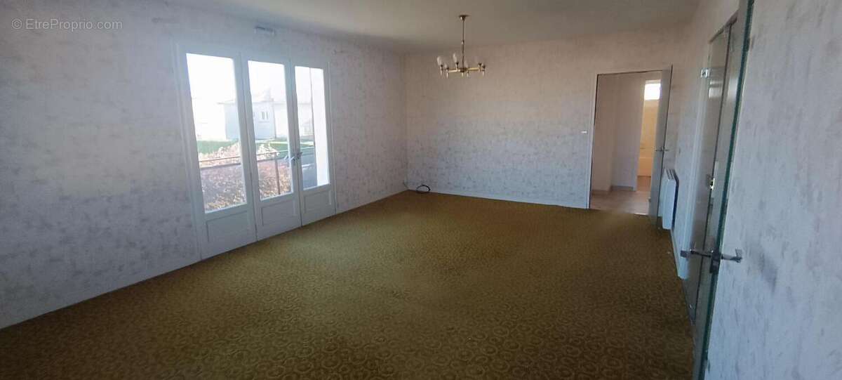 Maison à SAINT-GEORGES-DE-DIDONNE