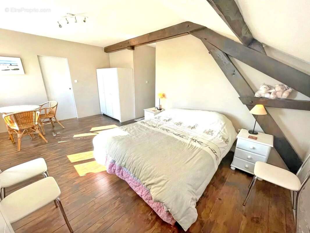 Maison à SAINT-MESMIN
