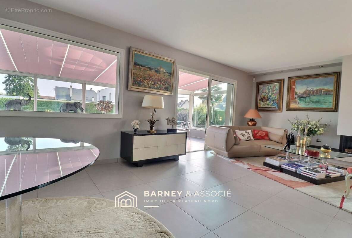 Maison à MONT-SAINT-AIGNAN