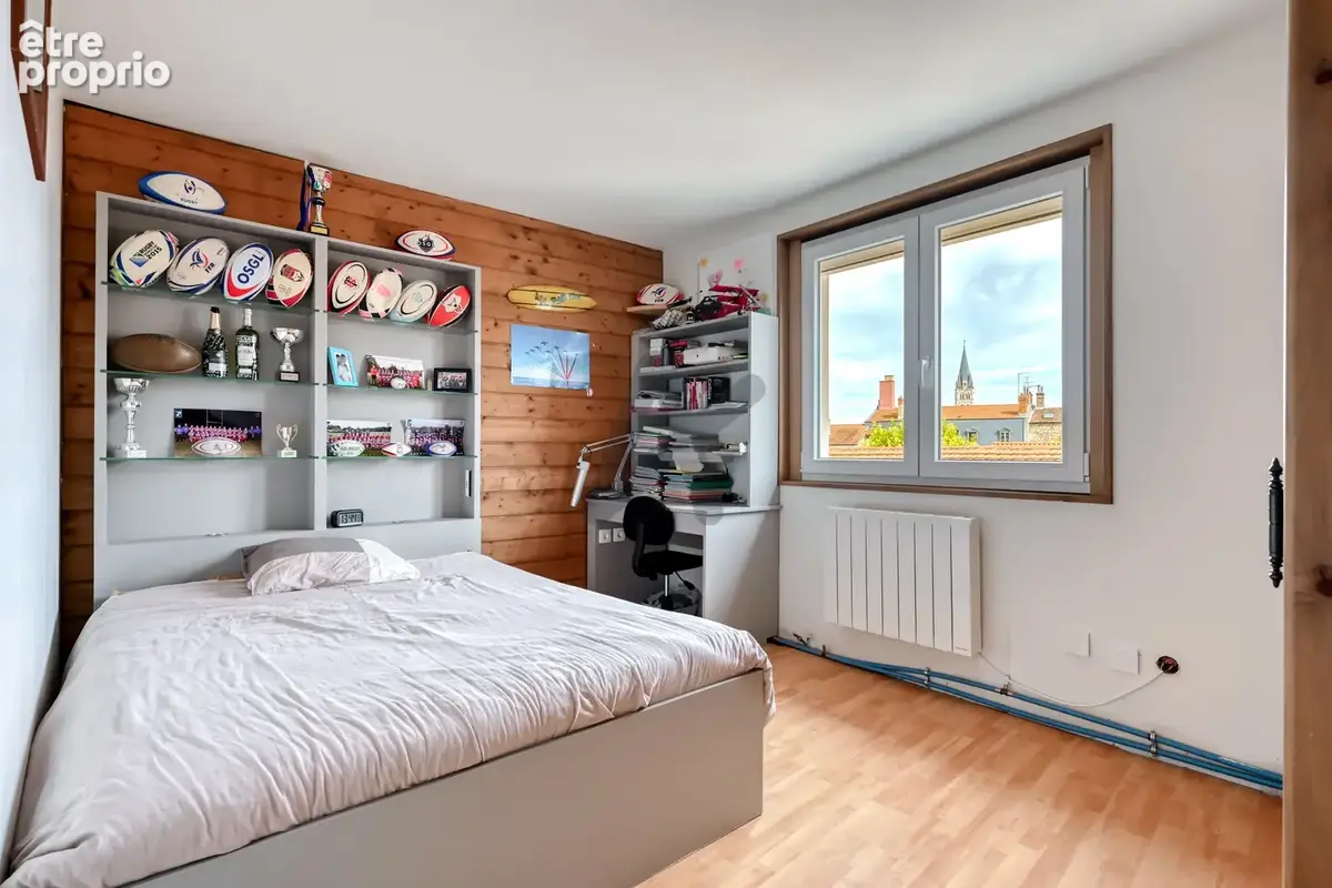 Saint-Genis-Laval - Centre: Duplex de 117m2, 3 chambres, climatisé. - photo 8