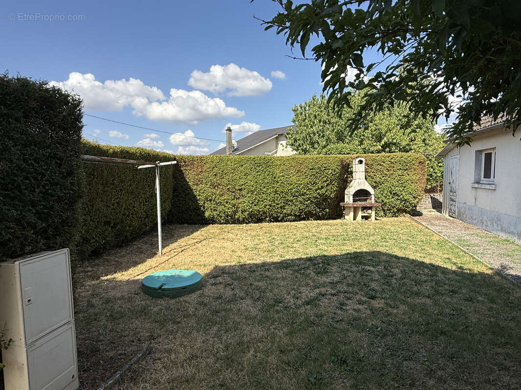 Maison à SAINT-SORNIN-LAVOLPS