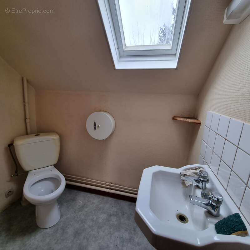 Maison à MONTGIVRAY