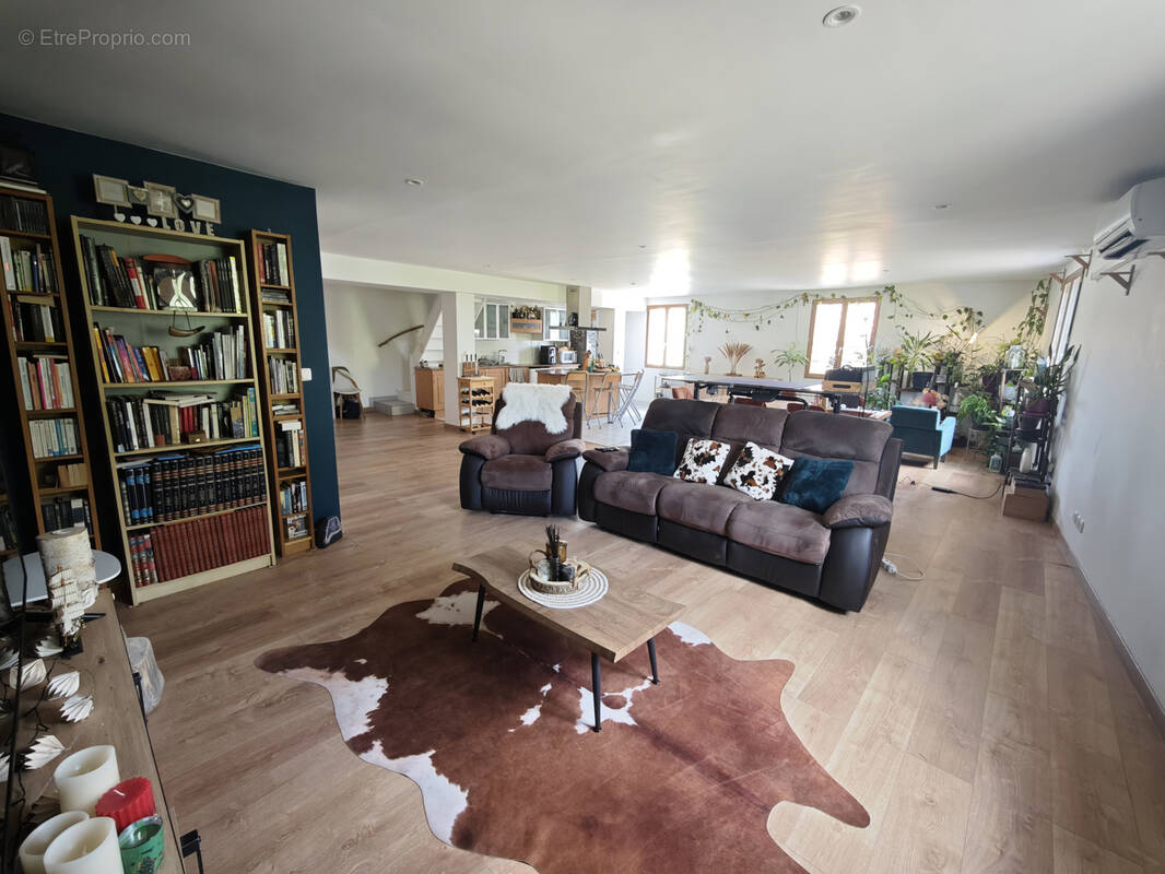 Appartement à GIGNAC