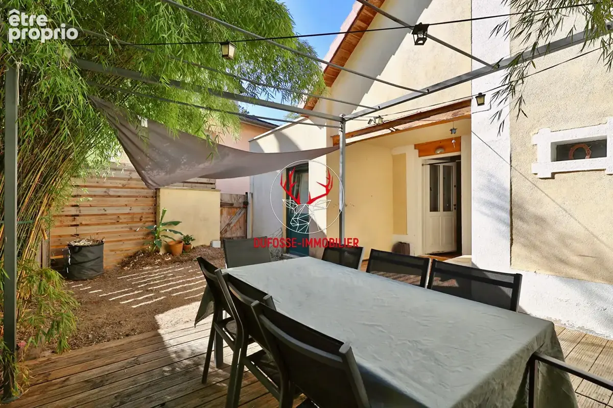 Écully hypercentre - maison de caractère de 113 m²  avec terrasse et jardin - photo 19