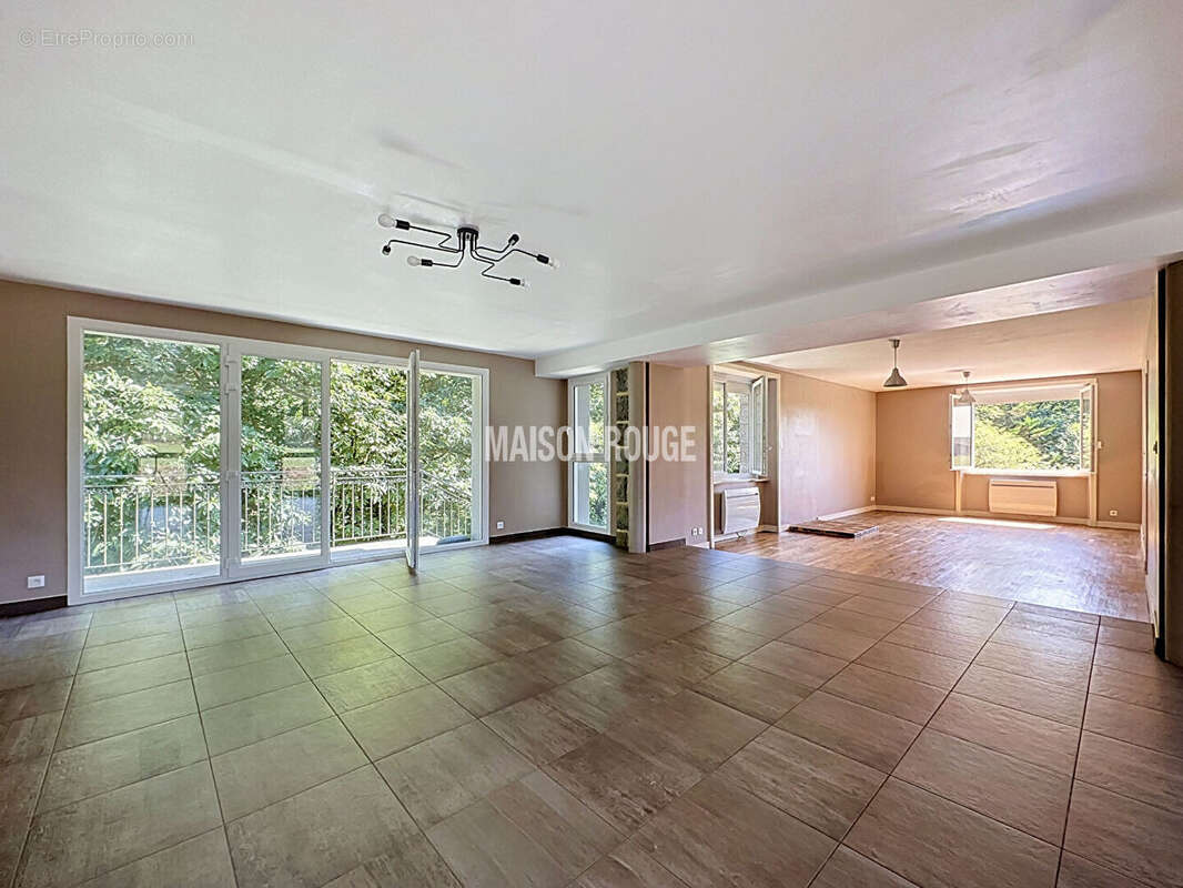 Maison en pierre rénovée 250 m² - 6 chambres -1.3 ha de terrain. Proche Dinan - photo 9