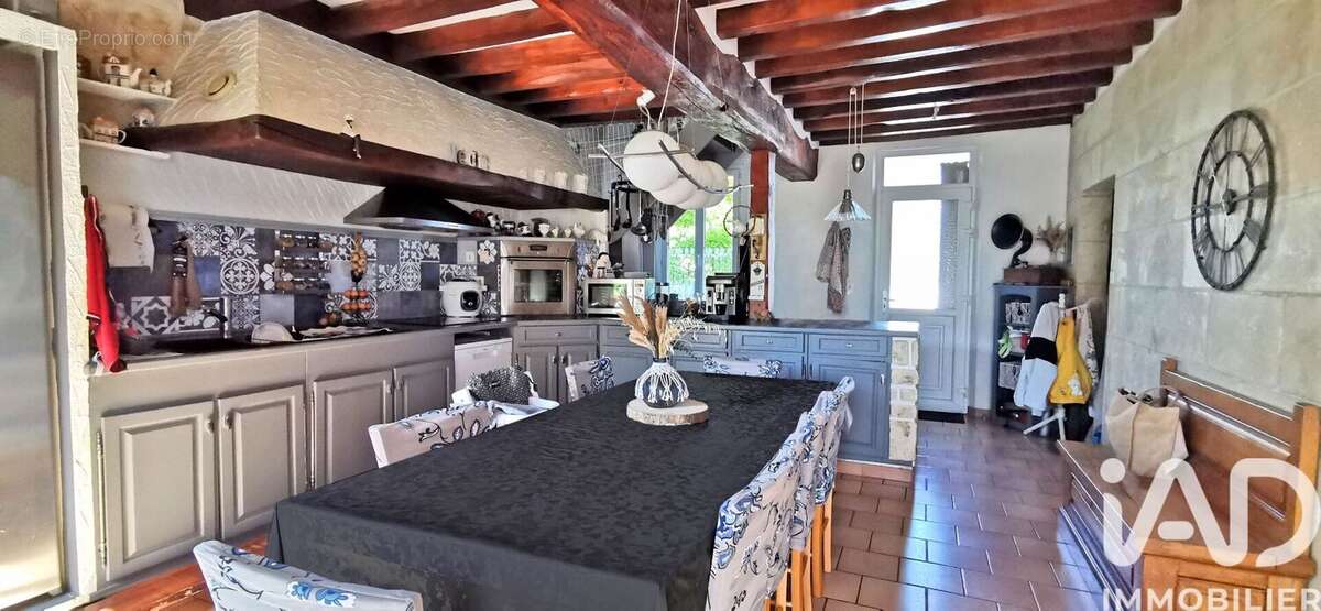 Maison 211 m² à Montigny-Lengrain  - photo 4