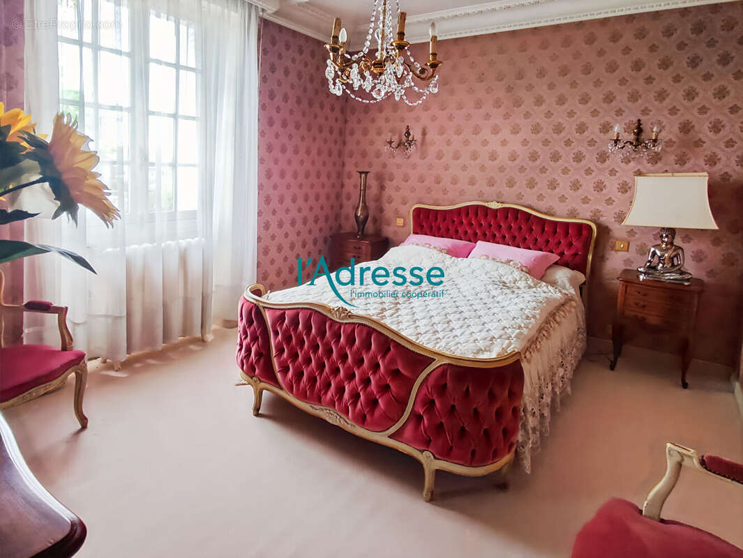 Maison à SAINT-PIERRE-MONTLIMART