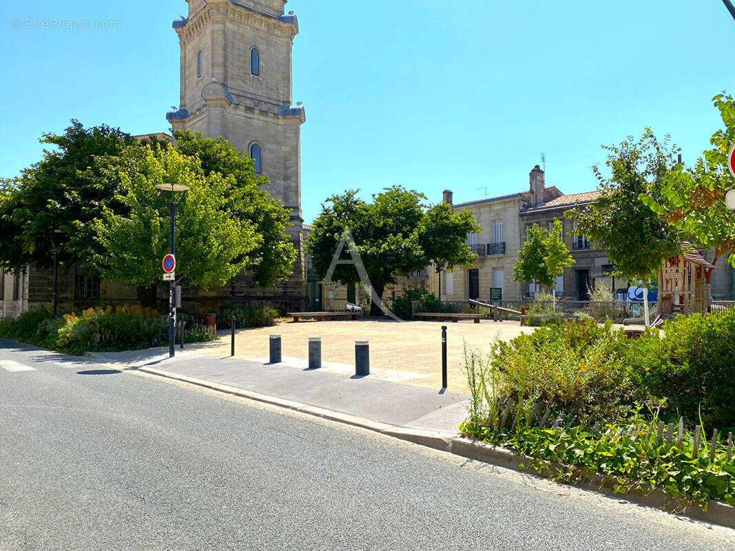 Appartement à BORDEAUX