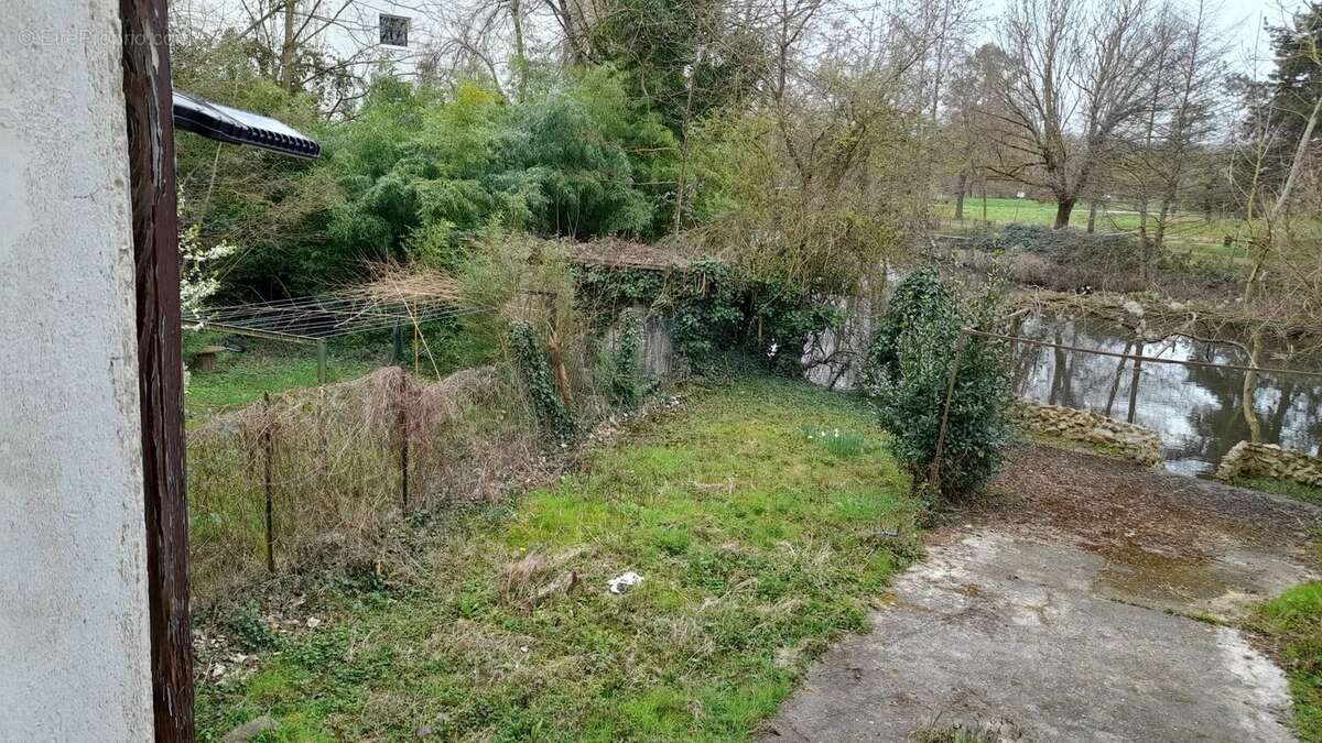 Appartement à CORBEIL-ESSONNES