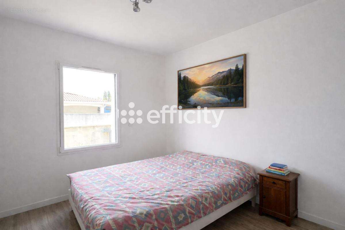 Maison 101 m² à Meursac  - photo 9