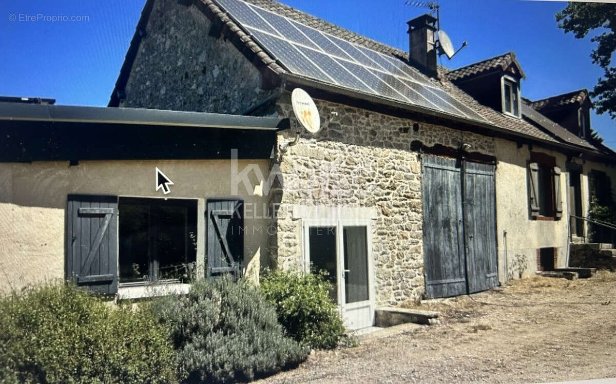 Maison à SAINT-HILAIRE-LES-PLACES