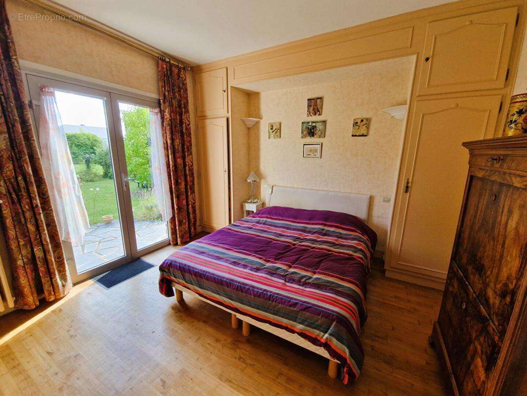 Maison à VOUNEUIL-SOUS-BIARD