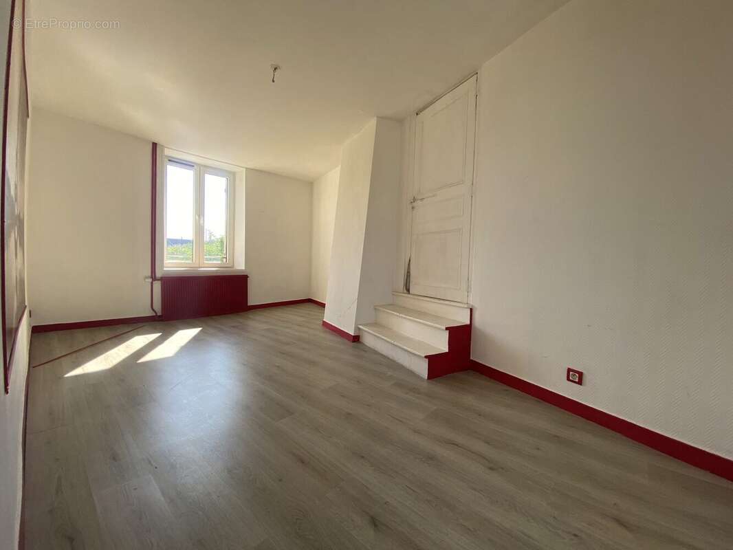 Maison à VILLERS-COTTERETS