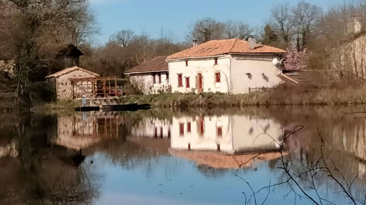 OVERVIEW - Maison à ASNIERES-SUR-BLOUR
