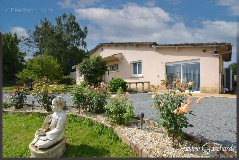 Maison à BEAUPOUYET