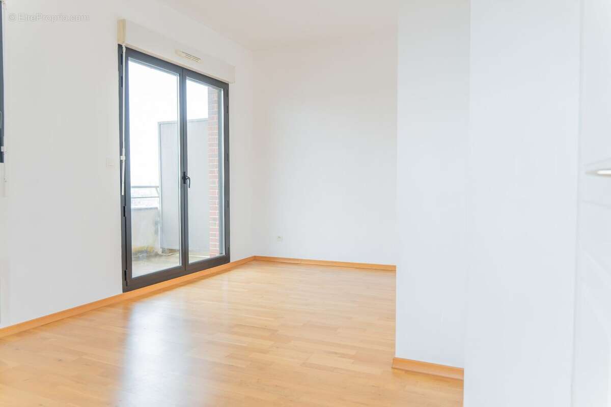 Appartement 63 m² à Orleans  - photo 3