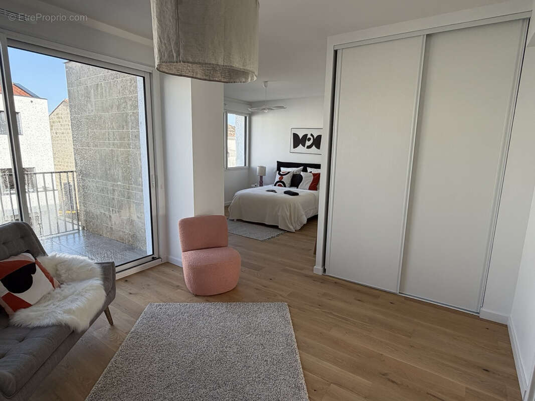Appartement à BORDEAUX